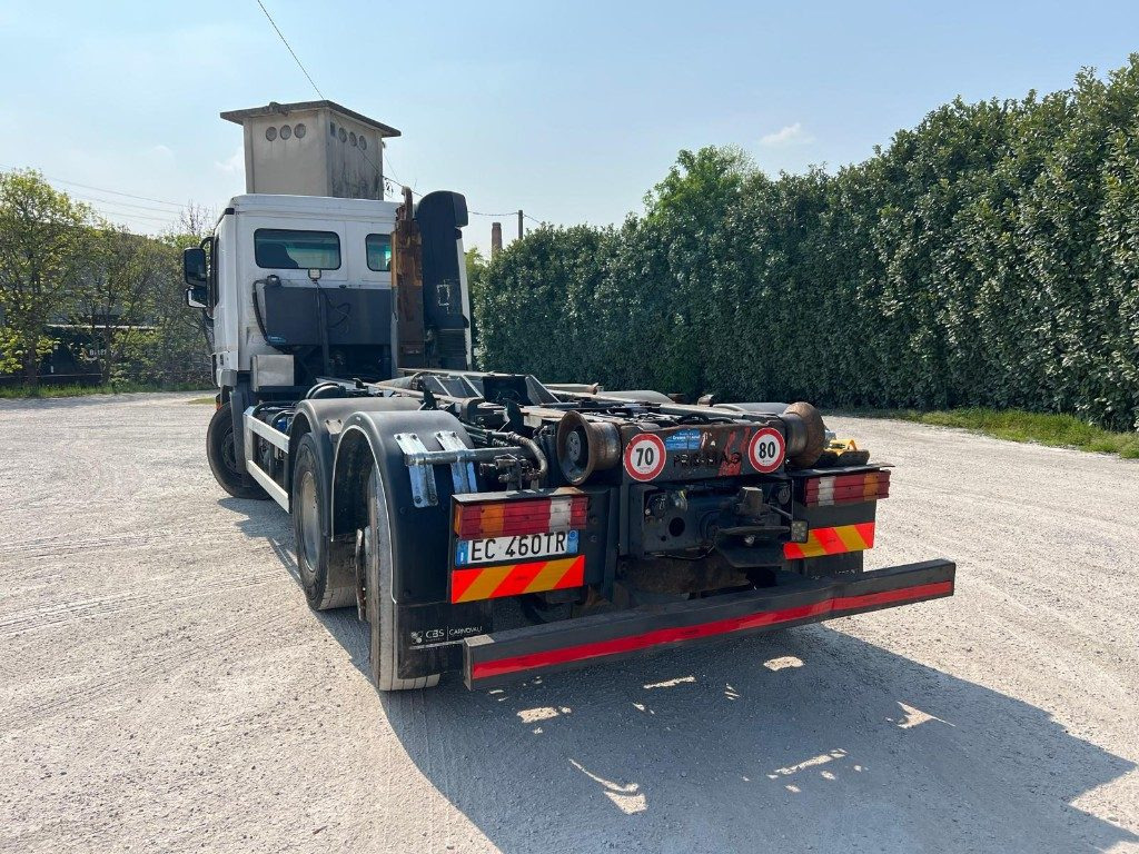 MERCEDES-BENZ MERCEDES ACTROS 25.41 SCARRABILE - Abrollkipper: das Bild 4 MERCEDES-BENZ MERCEDES ACTROS 25.41 SCARRABILE - Abrollkipper: das Bild 4