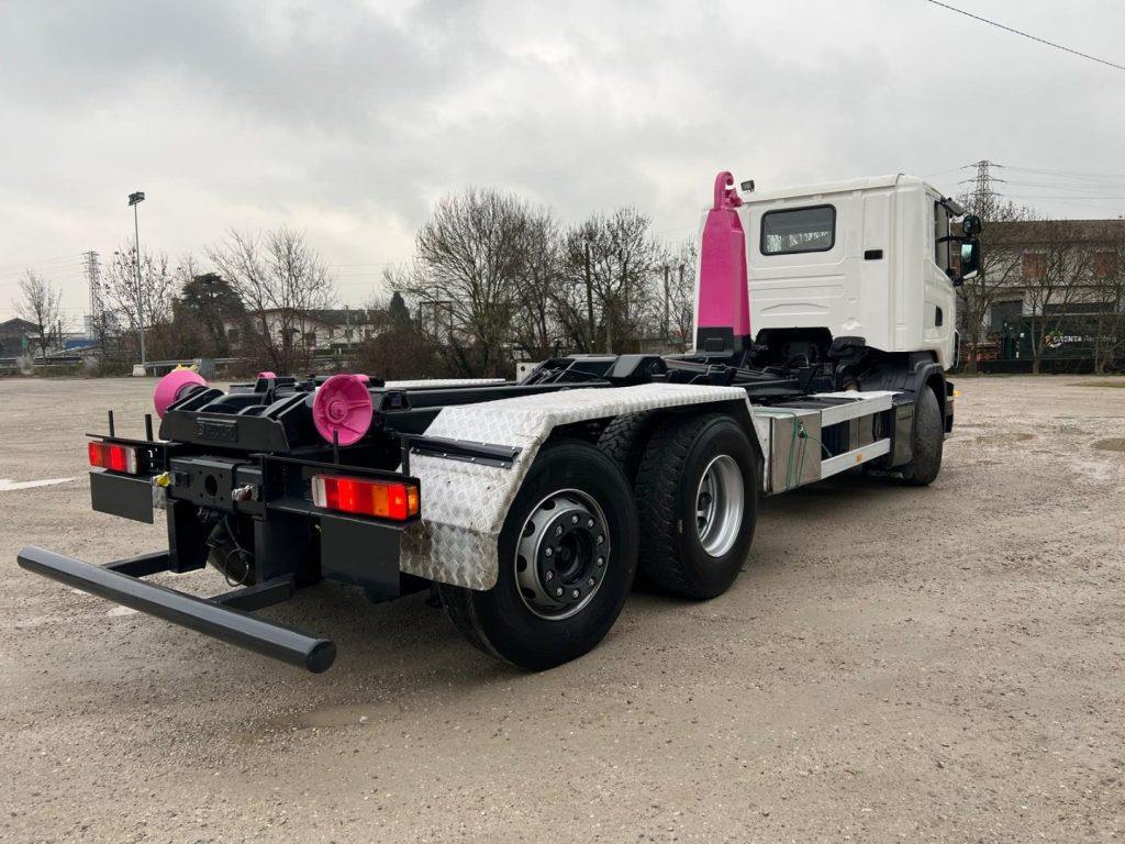 SCANIA R380 SCARRABILE - Abrollkipper: das Bild 3 SCANIA R380 SCARRABILE - Abrollkipper: das Bild 3
