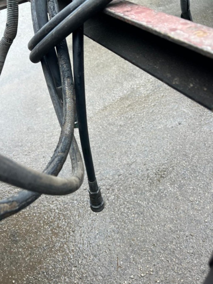 VIBERTI RIMORCHIO VIBERTI SCARRABILE PNEUMATICO - Abrollanhänger/ Absetzanhänger: das Bild 4 VIBERTI RIMORCHIO VIBERTI SCARRABILE PNEUMATICO - Abrollanhänger/ Absetzanhänger: das Bild 4