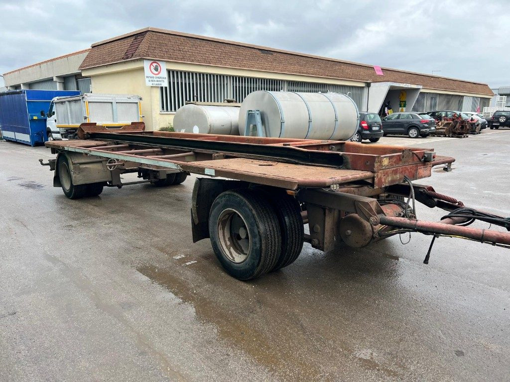 VIBERTI RIMORCHIO VIBERTI SCARRABILE PNEUMATICO - Abrollanhänger/ Absetzanhänger: das Bild 2 VIBERTI RIMORCHIO VIBERTI SCARRABILE PNEUMATICO - Abrollanhänger/ Absetzanhänger: das Bild 2