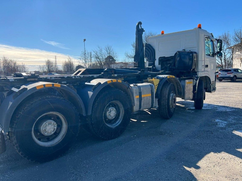 VOLVO FM440 SCARRABILE - Abrollkipper: das Bild 5 VOLVO FM440 SCARRABILE - Abrollkipper: das Bild 5