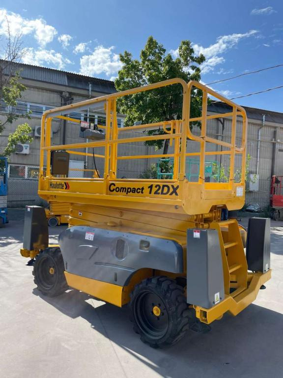 Haulotte COMPACT 12DX - Scherenbühne: das Bild 2 Haulotte COMPACT 12DX - Scherenbühne: das Bild 2
