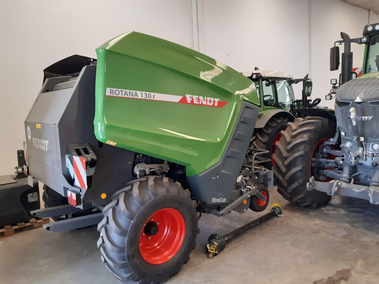 Fendt Rotana 130 F - Grünlandtechnik: das Bild 2 Fendt Rotana 130 F - Grünlandtechnik: das Bild 2