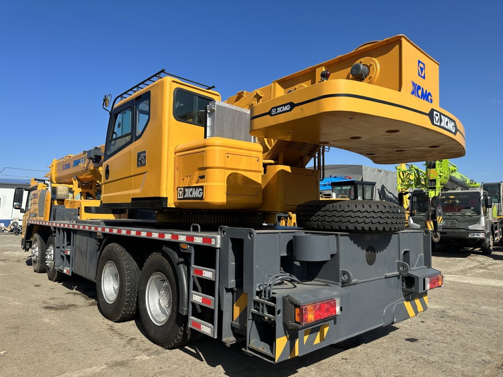 XCMG XCT55 XCT50 QY50KC QY50KA QY50K-II 25 ton 35 ton 40 ton 55 ton 50 ton truck crane - Mobilkran: das Bild 4 XCMG XCT55 XCT50 QY50KC QY50KA QY50K-II 25 ton 35 ton 40 ton 55 ton 50 ton truck crane - Mobilkran: das Bild 4
