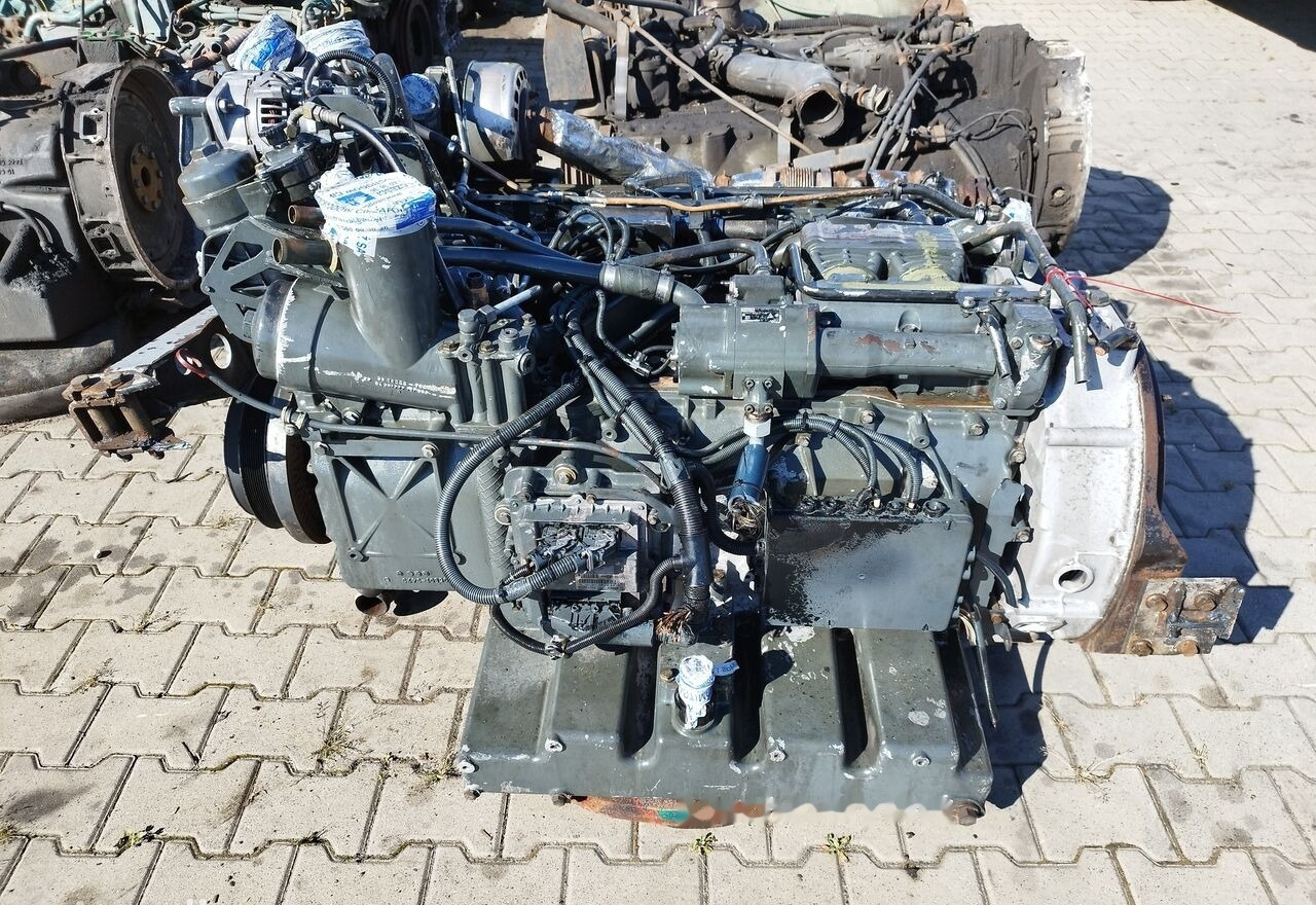 MAN D2066 LUH12 MAN BUS: Neoplan, Lions City, Lionґs Regio, Lions Coach - Motor für Bus: das Bild 3 MAN D2066 LUH12 MAN BUS: Neoplan, Lions City, Lionґs Regio, Lions Coach - Motor für Bus: das Bild 3