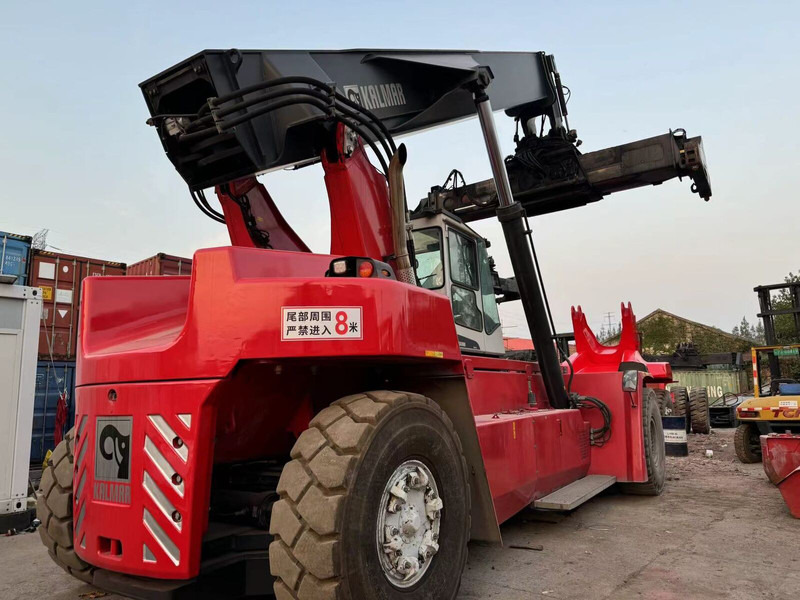 Kalmar DRU450 - Reach stacker: das Bild 1 Kalmar DRU450 - Reach stacker: das Bild 1
