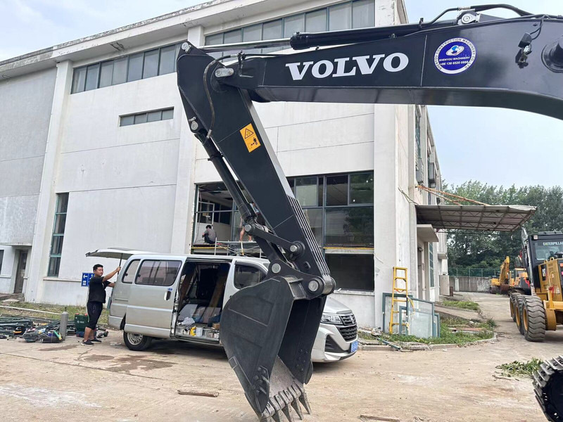 Volvo EC210DL - Kettenbagger: das Bild 3 Volvo EC210DL - Kettenbagger: das Bild 3