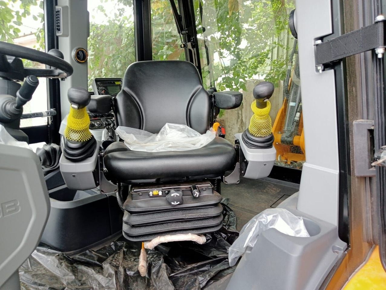 New JCB 3CX backhoe loader - Baggerlader: das Bild 1 New JCB 3CX backhoe loader - Baggerlader: das Bild 1