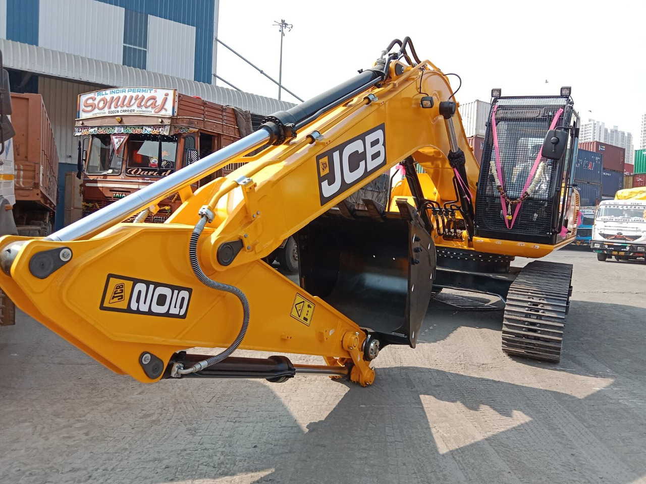 New JCB JS 200 tracked excavator - Kettenbagger: das Bild 1 New JCB JS 200 tracked excavator - Kettenbagger: das Bild 1