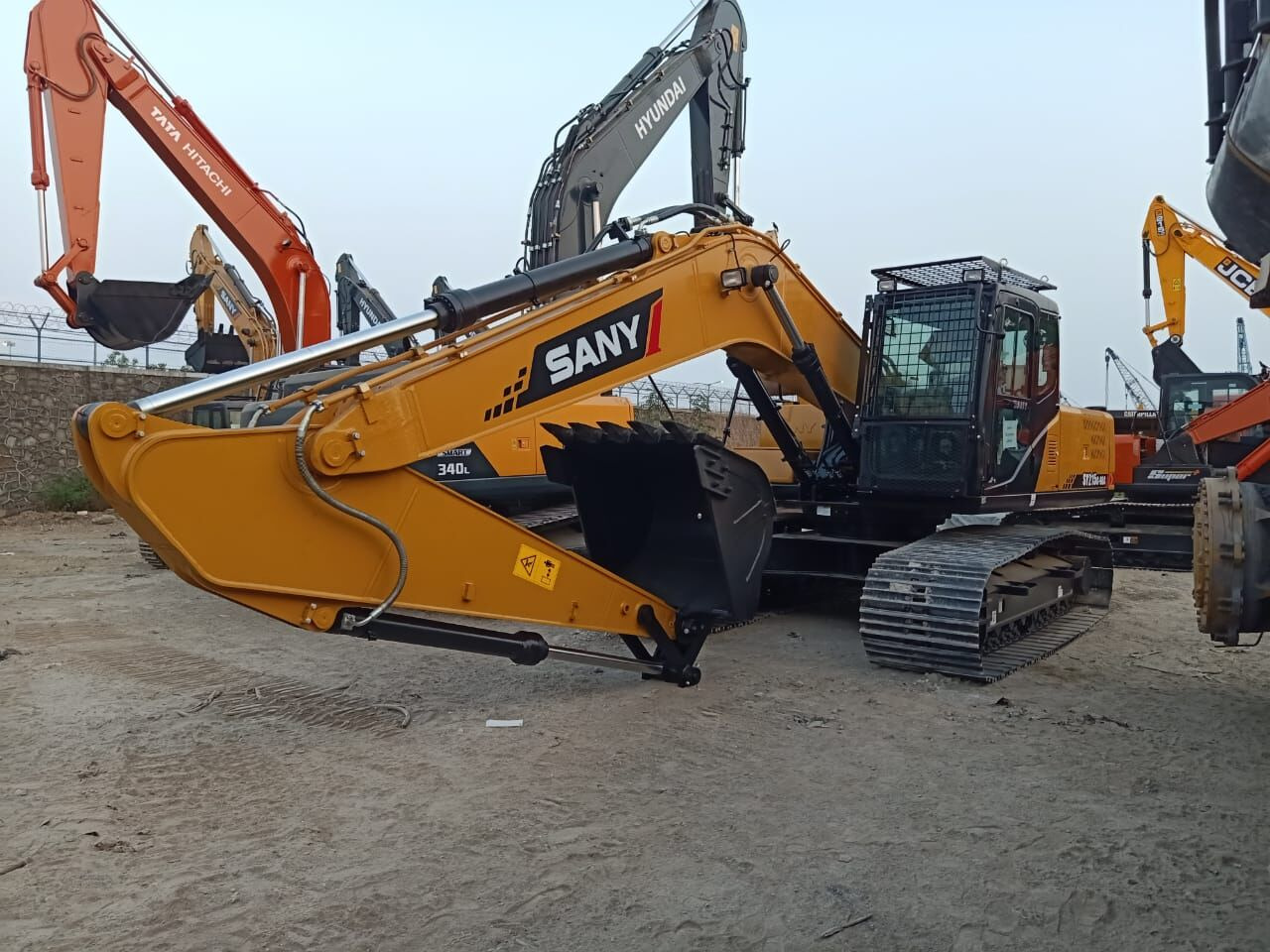 New Sany SY 215 MITSUBISHI ENGINE tracked excavator - Kettenbagger: das Bild 5 New Sany SY 215 MITSUBISHI ENGINE tracked excavator - Kettenbagger: das Bild 5