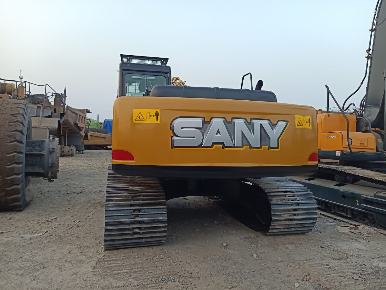 New Sany SY 215 MITSUBISHI ENGINE tracked excavator - Kettenbagger: das Bild 2 New Sany SY 215 MITSUBISHI ENGINE tracked excavator - Kettenbagger: das Bild 2