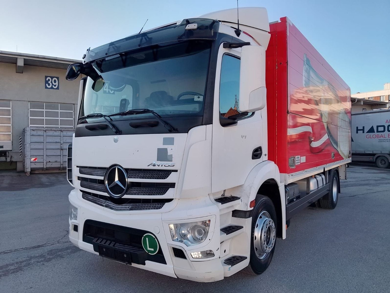 Mercedes-Benz ANTOS 18 30| Getränkew.| Klima| Luftgef| EZ 2014 - Getränkeaufbau LKW: das Bild 1 Mercedes-Benz ANTOS 18 30| Getränkew.| Klima| Luftgef| EZ 2014 - Getränkeaufbau LKW: das Bild 1