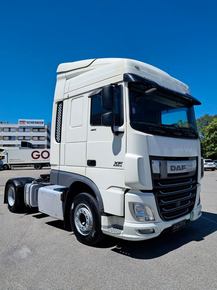 DAF XF 18.460 Schubboden | Klima | Retarder | Differ - Sattelzugmaschine: das Bild 2 DAF XF 18.460 Schubboden | Klima | Retarder | Differ - Sattelzugmaschine: das Bild 2