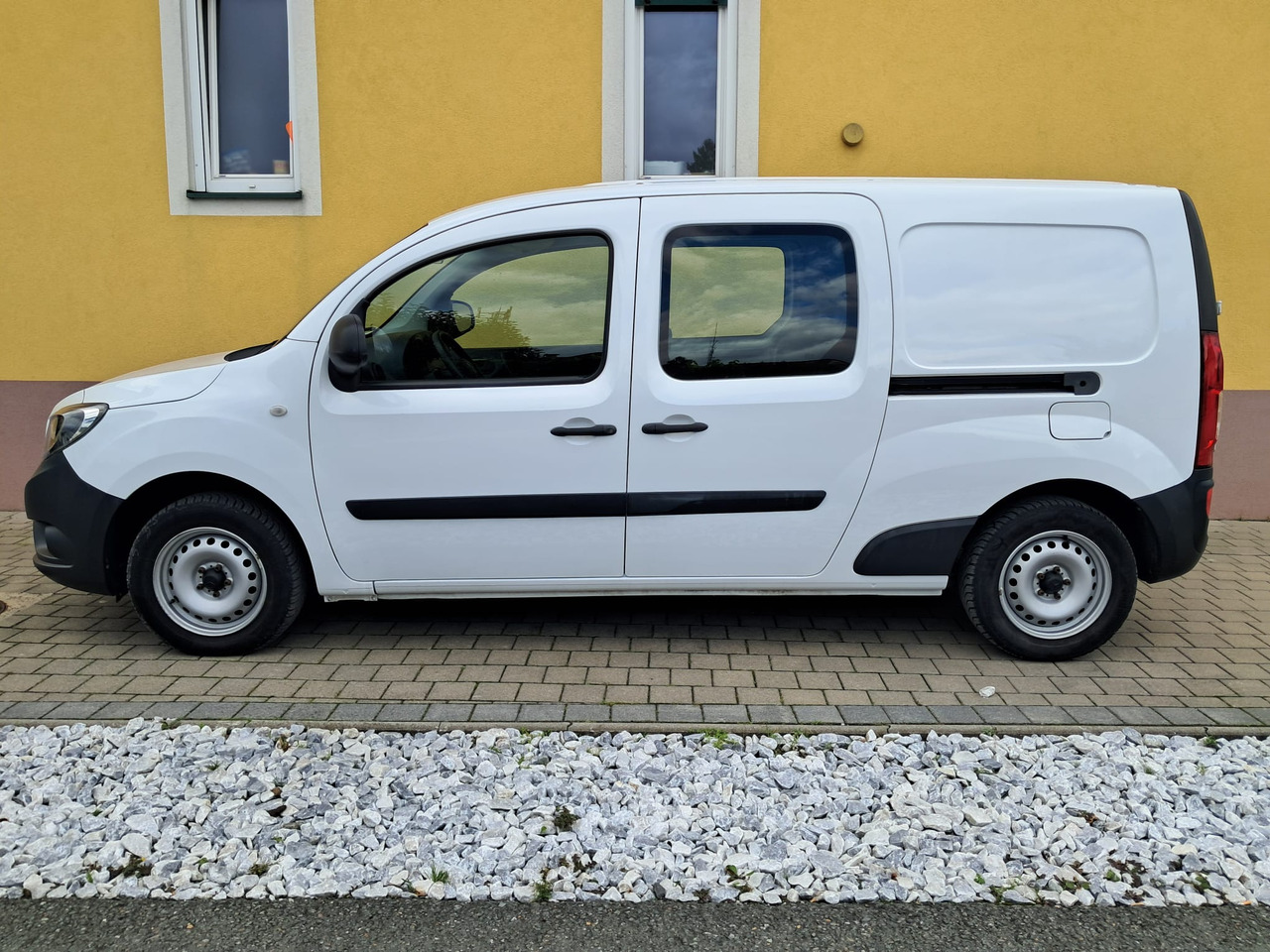 MERCEDES-BENZ Citan 109 CDI 5-Sitzer DKA | Schiebet. beids. | Klima | - Transporter, Transporter mit Doppelkabine: das Bild 5 MERCEDES-BENZ Citan 109 CDI 5-Sitzer DKA | Schiebet. beids. | Klima | - Transporter, Transporter mit Doppelkabine: das Bild 5