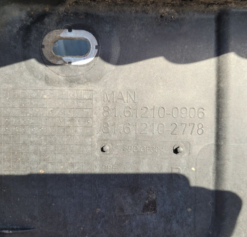 BŁOTNIK MAN TGX 3 81.61210-0906 Rh - Kotflügel für LKW: das Bild 4 BŁOTNIK MAN TGX 3 81.61210-0906 Rh - Kotflügel für LKW: das Bild 4