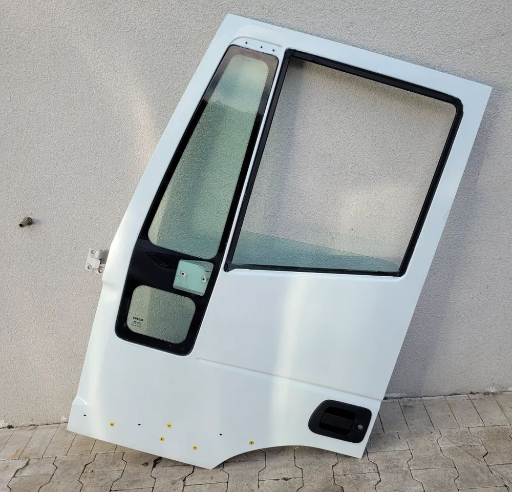 DRZWI LEWE IVECO EUROCARGO - Tür und Teile für LKW: das Bild 1 DRZWI LEWE IVECO EUROCARGO - Tür und Teile für LKW: das Bild 1