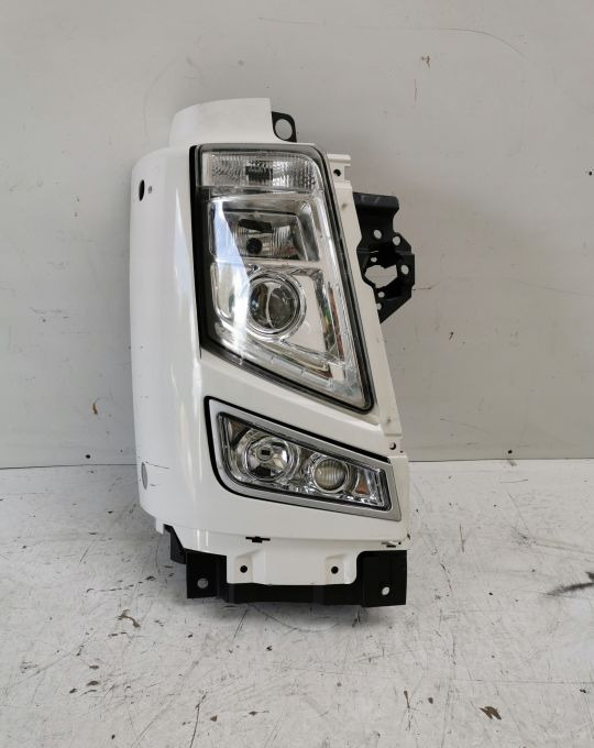 LAMPA GARNEK OKULAR VOLVO FH 13 - Hauptscheinwerfer für LKW: das Bild 1 LAMPA GARNEK OKULAR VOLVO FH 13 - Hauptscheinwerfer für LKW: das Bild 1