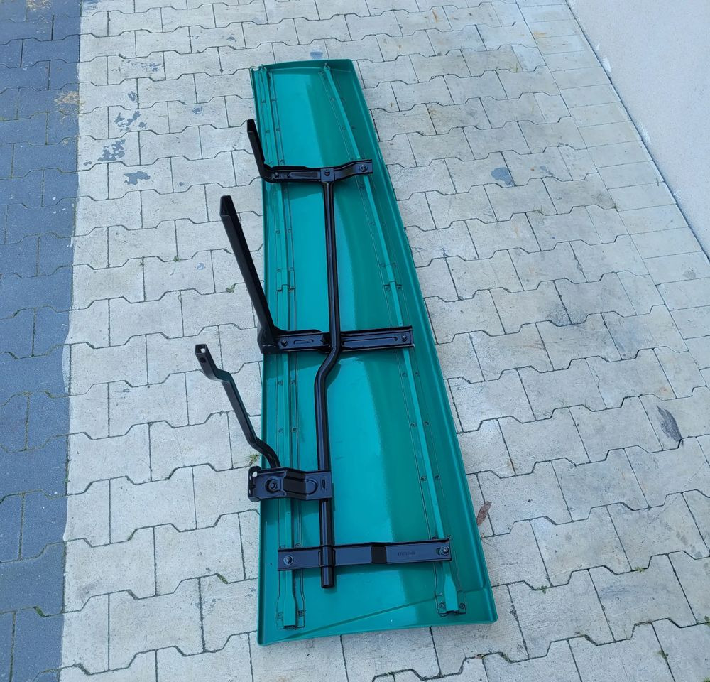 OWIEWKA ZAKABINOWA VOLVO FH4 ORYGINAŁ PRAWA + MOCOWANIE - Karosserie und Außen für LKW: das Bild 2 OWIEWKA ZAKABINOWA VOLVO FH4 ORYGINAŁ PRAWA + MOCOWANIE - Karosserie und Außen für LKW: das Bild 2