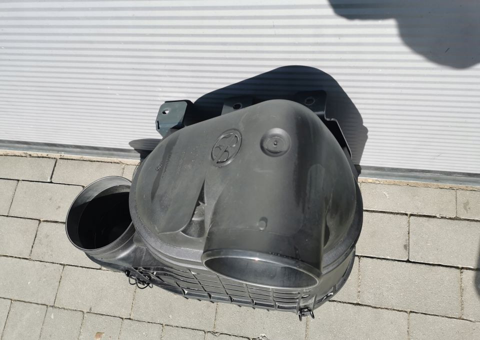 Obudowa filtra powietrza iveco eurocargo 580155845 - Luftfilter: das Bild 3 Obudowa filtra powietrza iveco eurocargo 580155845 - Luftfilter: das Bild 3