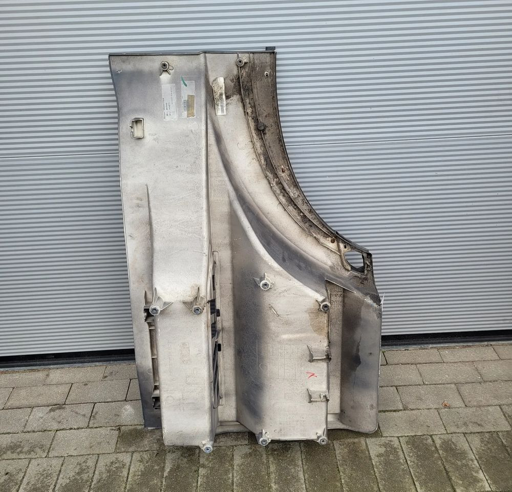 STOPNICA MERCEDES ACTROS MP4 ORYGINAŁ PRAWA CHWALIM116 - Trittbrett für LKW: das Bild 5 STOPNICA MERCEDES ACTROS MP4 ORYGINAŁ PRAWA CHWALIM116 - Trittbrett für LKW: das Bild 5