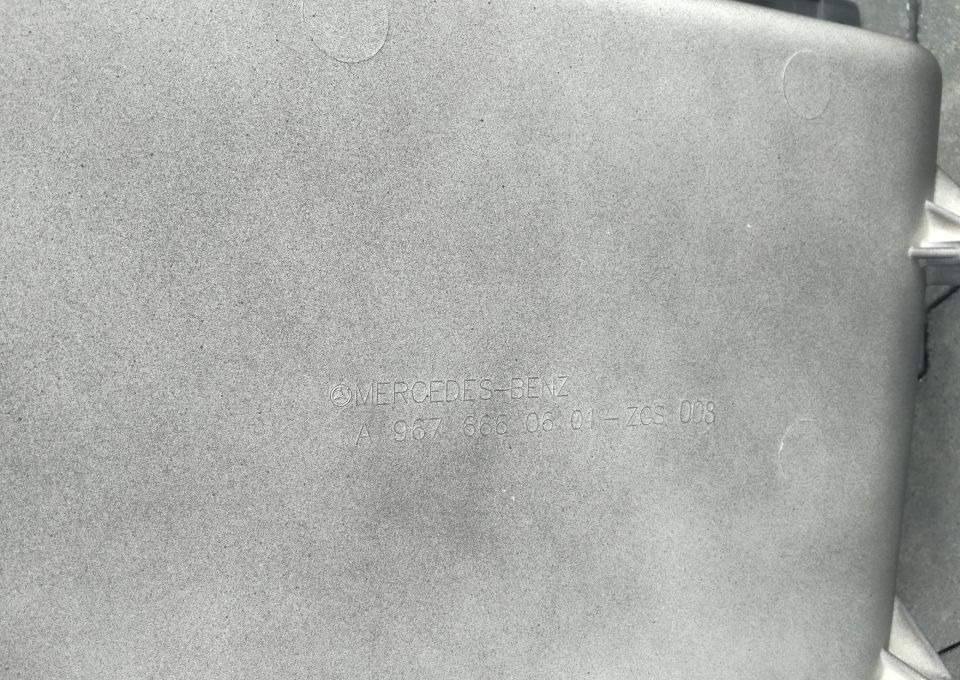 STOPNICA WŁAZ MERCEDES ATEGO EURO6 RH LH ORYGINAŁ - Trittbrett für LKW: das Bild 5 STOPNICA WŁAZ MERCEDES ATEGO EURO6 RH LH ORYGINAŁ - Trittbrett für LKW: das Bild 5