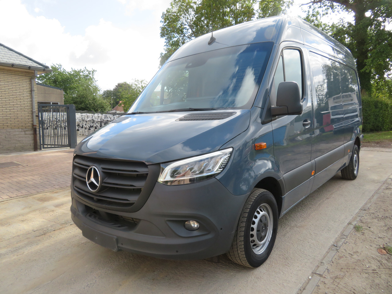 Mercedes-Benz Gesloten bestelwagen A2H2 - Kastenwagen: das Bild 3 Mercedes-Benz Gesloten bestelwagen A2H2 - Kastenwagen: das Bild 3