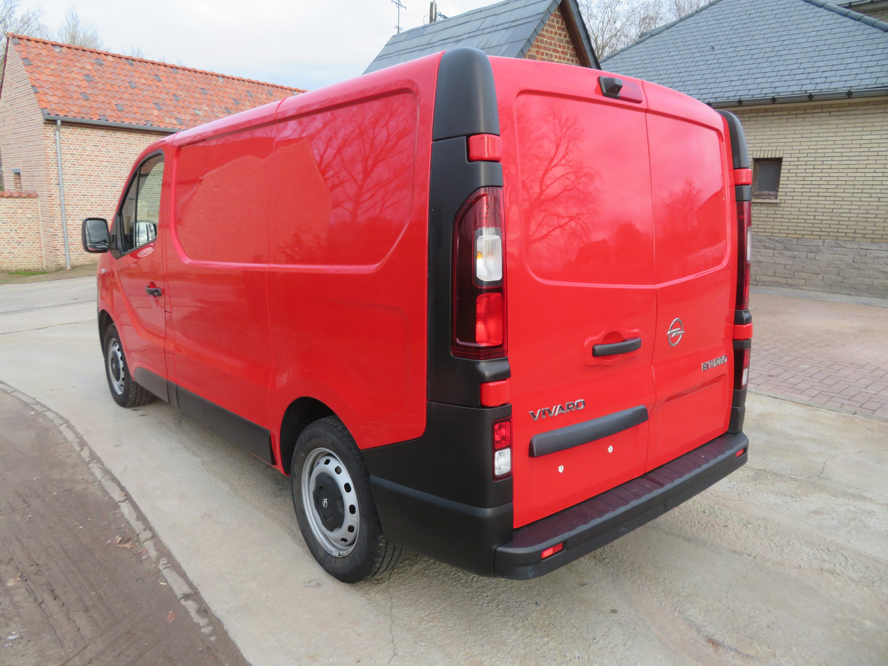 Opel Vivaro 1.6CDTI BI-Turbo - L1H1 - Kleintransporter: das Bild 5 Opel Vivaro 1.6CDTI BI-Turbo - L1H1 - Kleintransporter: das Bild 5