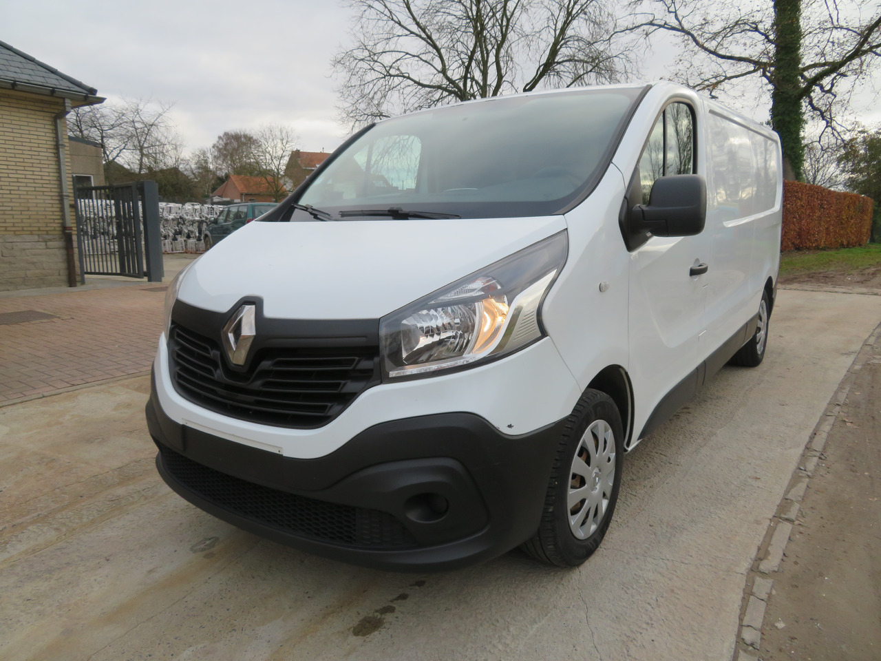 Renault Trafic 1.6dCi Grand Confort - L2H1 - Kleintransporter: das Bild 3 Renault Trafic 1.6dCi Grand Confort - L2H1 - Kleintransporter: das Bild 3