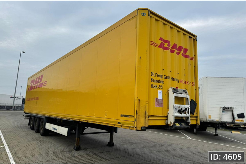 Krone SD / Disk brakes - Koffer Auflieger: das Bild 4 Krone SD / Disk brakes - Koffer Auflieger: das Bild 4