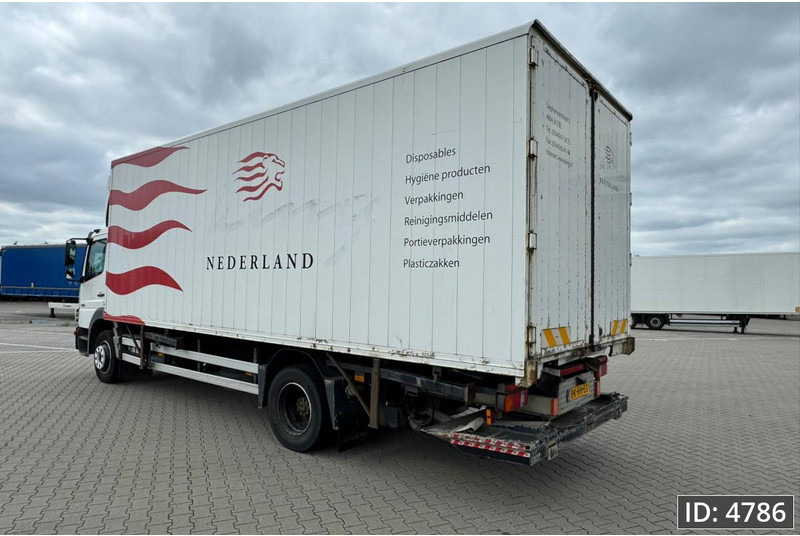 Mercedes-Benz Atego 1318 Day Cab, Euro 5, BDF / EPS automatic / DHOLLANDIA 2000KG - Containerwagen/ Wechselfahrgestell LKW: das Bild 2 Mercedes-Benz Atego 1318 Day Cab, Euro 5, BDF / EPS automatic / DHOLLANDIA 2000KG - Containerwagen/ Wechselfahrgestell LKW: das Bild 2