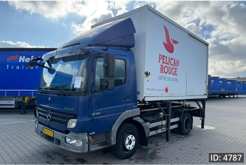 Mercedes-Benz Atego 816 Day Cab, Euro 5, BDF / EPS automatic / standklima / Hydraulic system - Containerwagen/ Wechselfahrgestell LKW: das Bild 2 Mercedes-Benz Atego 816 Day Cab, Euro 5, BDF / EPS automatic / standklima / Hydraulic system - Containerwagen/ Wechselfahrgestell LKW: das Bild 2
