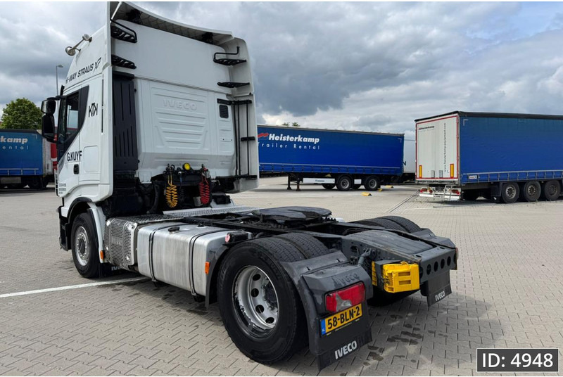 Iveco AS440STX/P Hi-Way Stralis, Euro 6, / 2 Tanks / Perfect condition / NL Truck - Sattelzugmaschine: das Bild 2 Iveco AS440STX/P Hi-Way Stralis, Euro 6, / 2 Tanks / Perfect condition / NL Truck - Sattelzugmaschine: das Bild 2