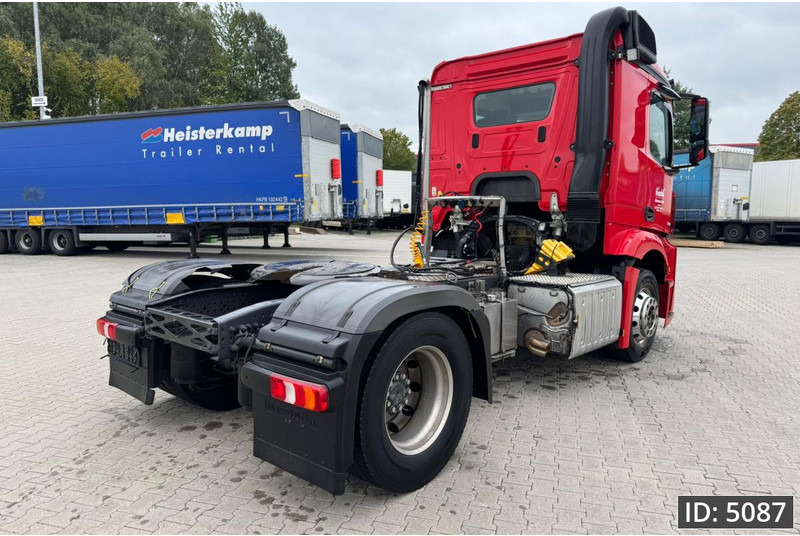 Mercedes-Benz Actros 1840 StreamSpace, Euro 6, / Retarder / Hydraulics / Flat roof, Intarder - Sattelzugmaschine: das Bild 3 Mercedes-Benz Actros 1840 StreamSpace, Euro 6, / Retarder / Hydraulics / Flat roof, Intarder - Sattelzugmaschine: das Bild 3