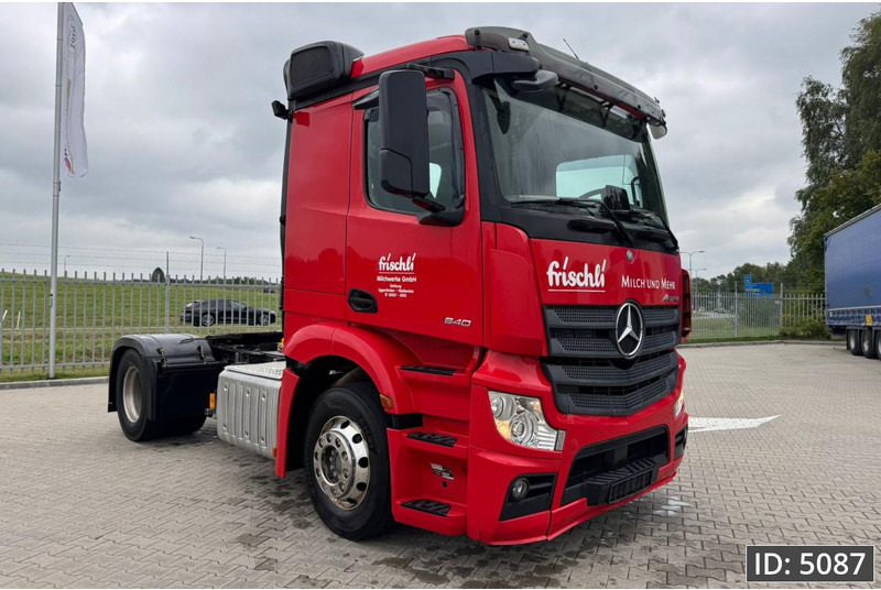 Mercedes-Benz Actros 1840 StreamSpace, Euro 6, / Retarder / Hydraulics / Flat roof, Intarder - Sattelzugmaschine: das Bild 4 Mercedes-Benz Actros 1840 StreamSpace, Euro 6, / Retarder / Hydraulics / Flat roof, Intarder - Sattelzugmaschine: das Bild 4
