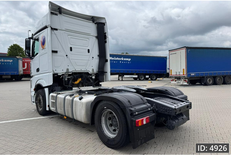 Mercedes-Benz Actros 1851 BigSpace, Euro 6, / Retarder / Standklima / 2 Tanks / BigSpace, Intarder - Sattelzugmaschine: das Bild 2 Mercedes-Benz Actros 1851 BigSpace, Euro 6, / Retarder / Standklima / 2 Tanks / BigSpace, Intarder - Sattelzugmaschine: das Bild 2