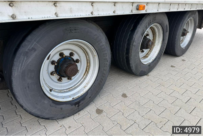 Talson F1227 / Confection - Koffer Auflieger: das Bild 5 Talson F1227 / Confection - Koffer Auflieger: das Bild 5