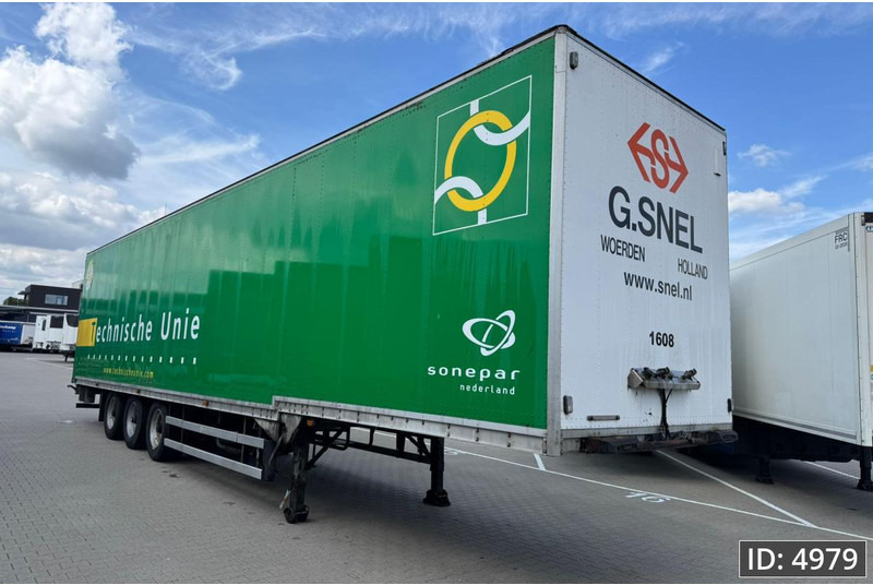 Talson F1227 / Confection - Koffer Auflieger: das Bild 4 Talson F1227 / Confection - Koffer Auflieger: das Bild 4