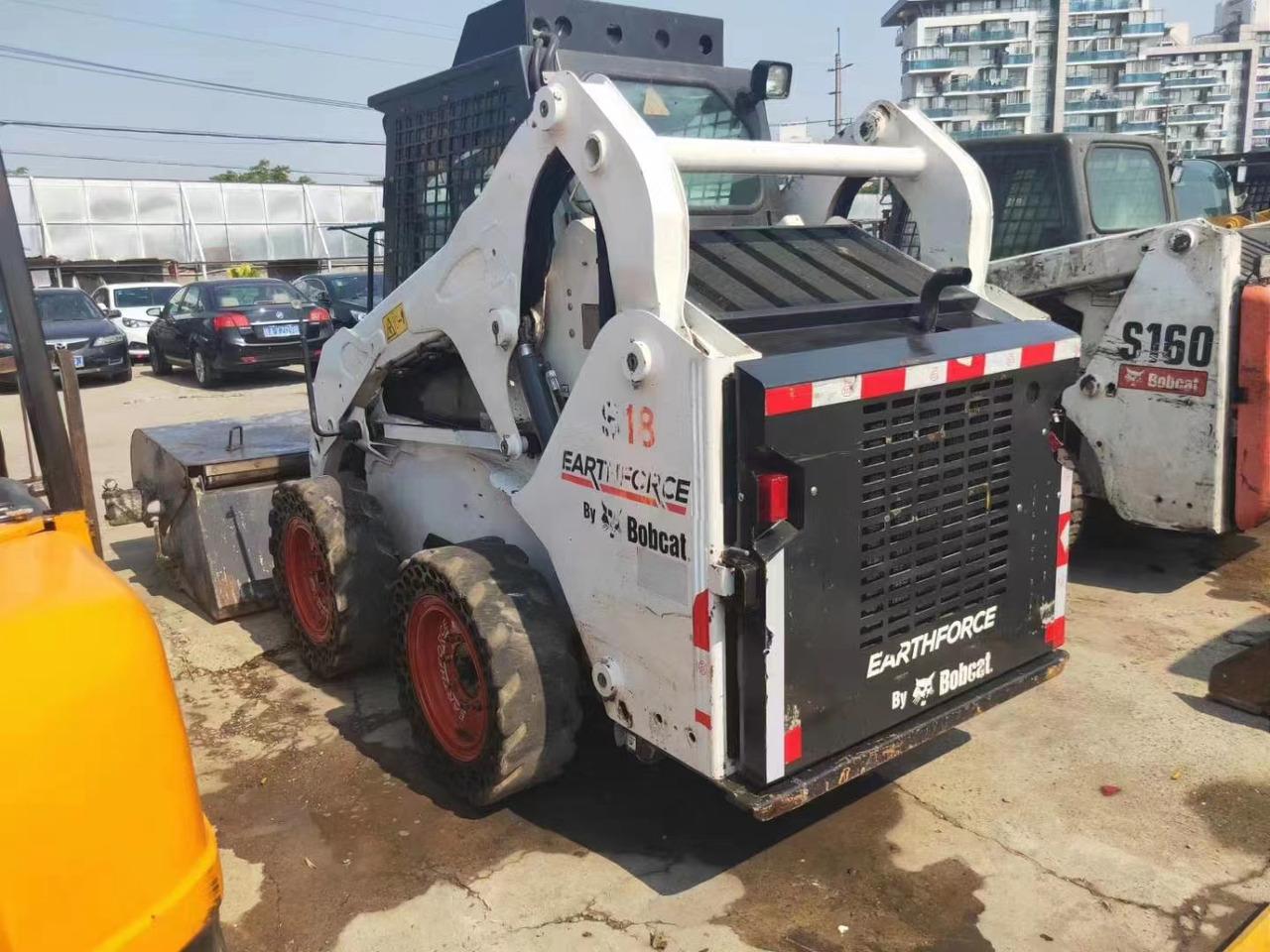 BOBCAT Skid Steer Loader S18 - Baumaschine: das Bild 4 BOBCAT Skid Steer Loader S18 - Baumaschine: das Bild 4