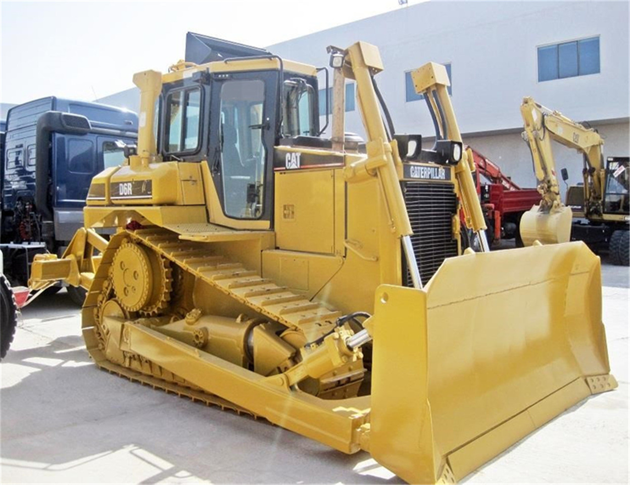 CATERPILLAR D6R - Bulldozer: das Bild 4 CATERPILLAR D6R - Bulldozer: das Bild 4