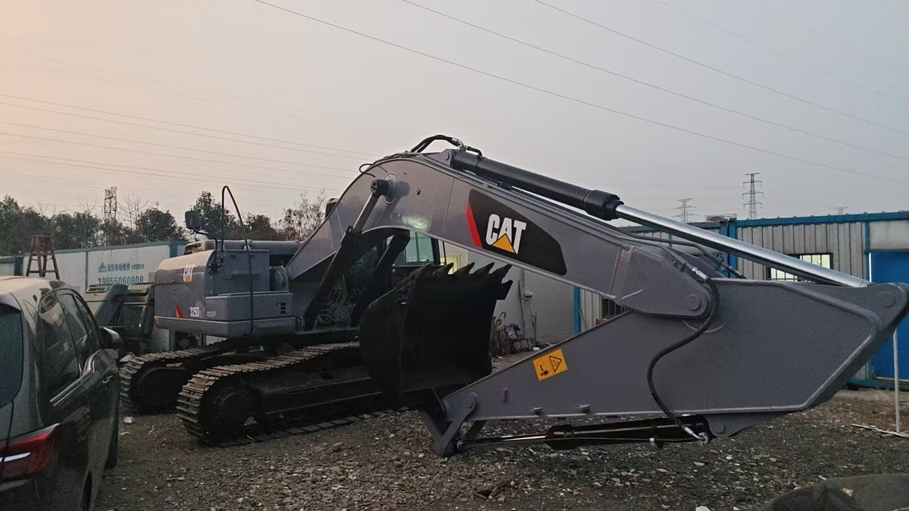 CATERPILLAR Excavator 325D 25Ton Click for Discount - Bagger: das Bild 3 CATERPILLAR Excavator 325D 25Ton Click for Discount - Bagger: das Bild 3