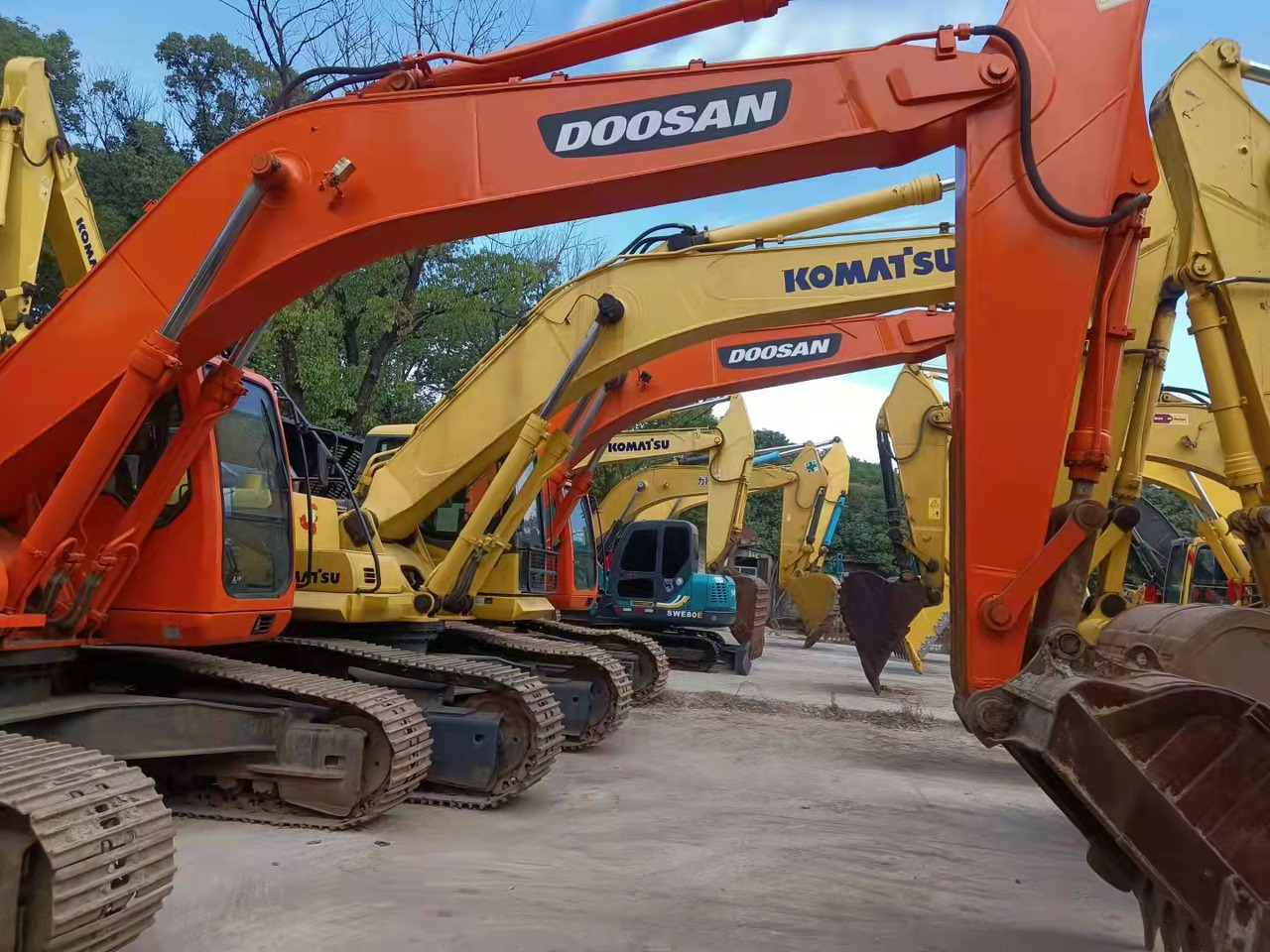 DOOSAN DH300LC-7 - Kettenbagger: das Bild 2 DOOSAN DH300LC-7 - Kettenbagger: das Bild 2
