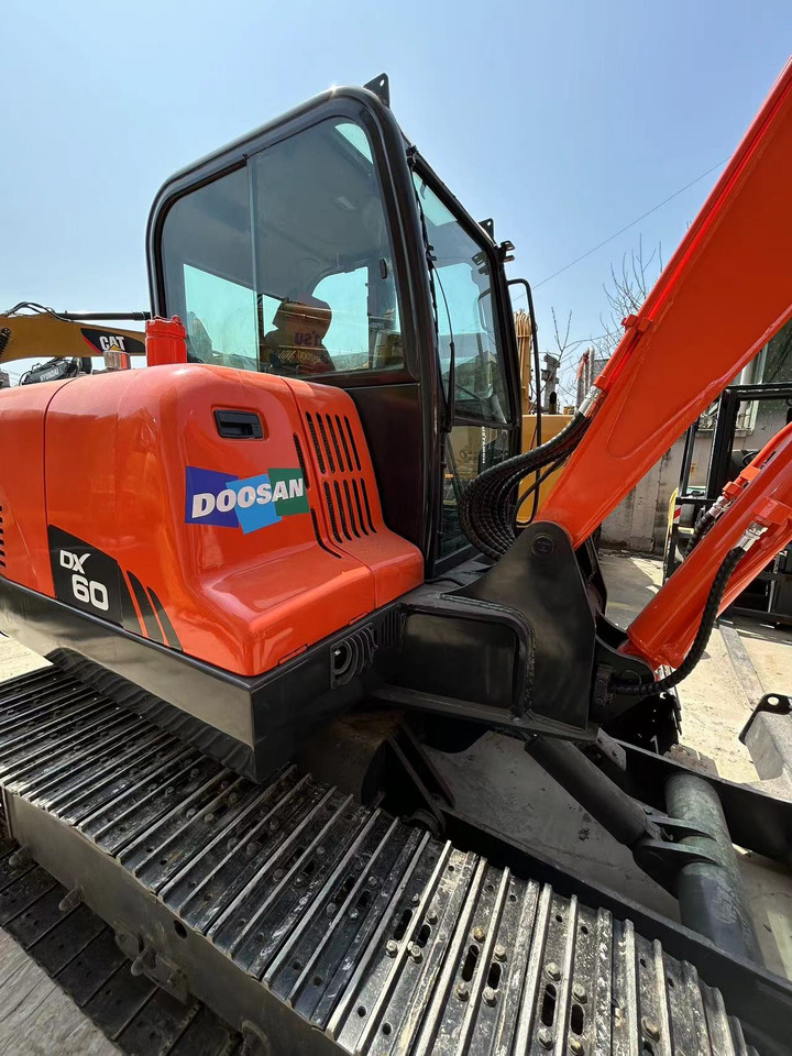 DOOSAN DX60 Mini excavator 6ton - Minibagger: das Bild 4 DOOSAN DX60 Mini excavator 6ton - Minibagger: das Bild 4