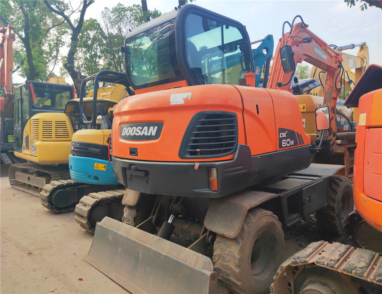 DOOSAN Mini Excavator DX60W Click Here for Discount - Minibagger: das Bild 1 DOOSAN Mini Excavator DX60W Click Here for Discount - Minibagger: das Bild 1