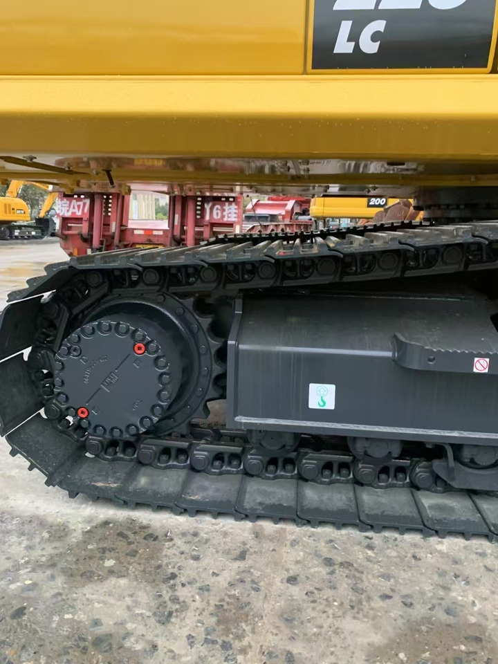KOMATSU Crawler Excavator PC225 New - Kettenbagger: das Bild 3 KOMATSU Crawler Excavator PC225 New - Kettenbagger: das Bild 3