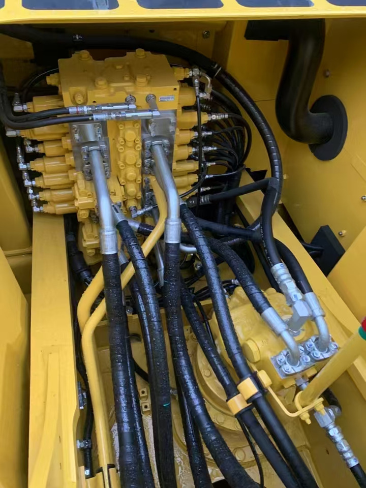 KOMATSU Crawler Excavator PC225 New - Kettenbagger: das Bild 5 KOMATSU Crawler Excavator PC225 New - Kettenbagger: das Bild 5