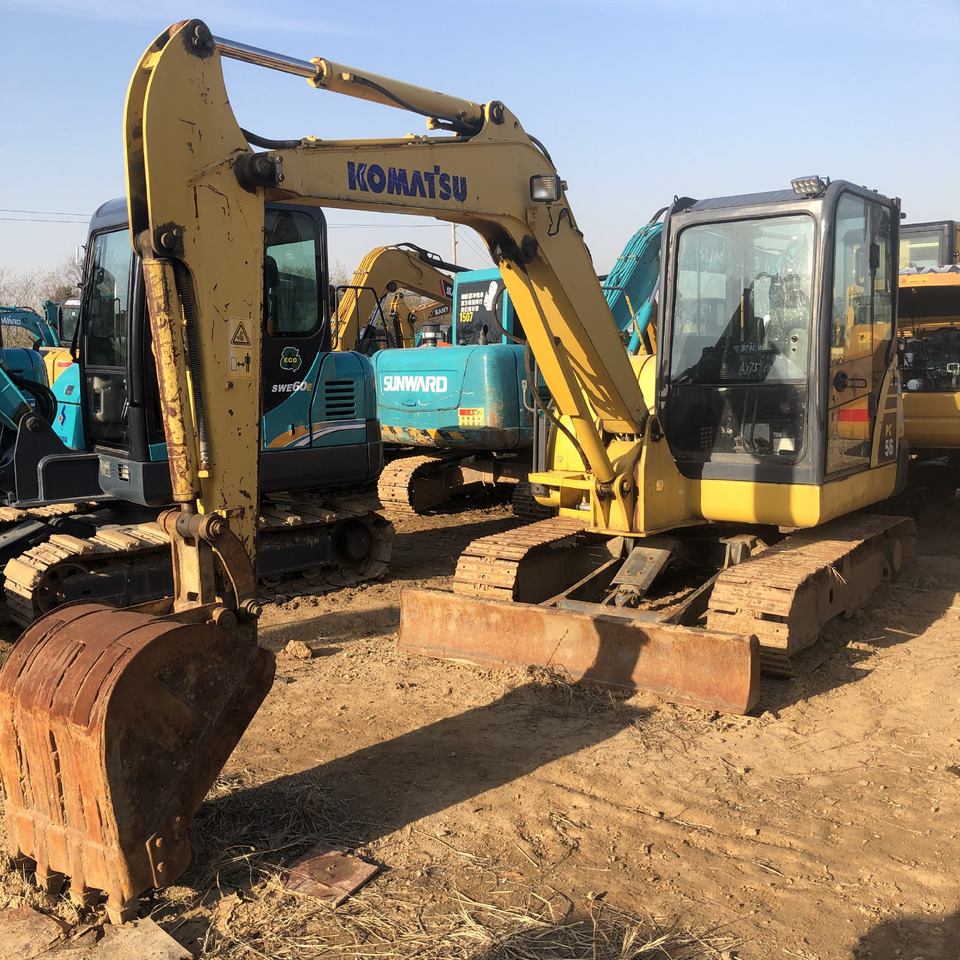 KOMATSU PC56-7 - Kettenbagger: das Bild 4 KOMATSU PC56-7 - Kettenbagger: das Bild 4