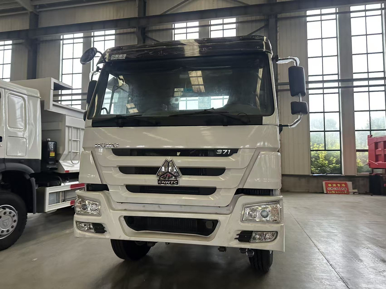 HOWO 371 Tractor Unit 6✖4 - Sattelzugmaschine: das Bild 3 HOWO 371 Tractor Unit 6✖4 - Sattelzugmaschine: das Bild 3