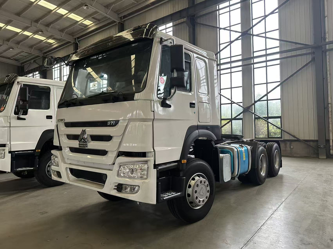 HOWO 371 Tractor Unit 6✖4 - Sattelzugmaschine: das Bild 2 HOWO 371 Tractor Unit 6✖4 - Sattelzugmaschine: das Bild 2