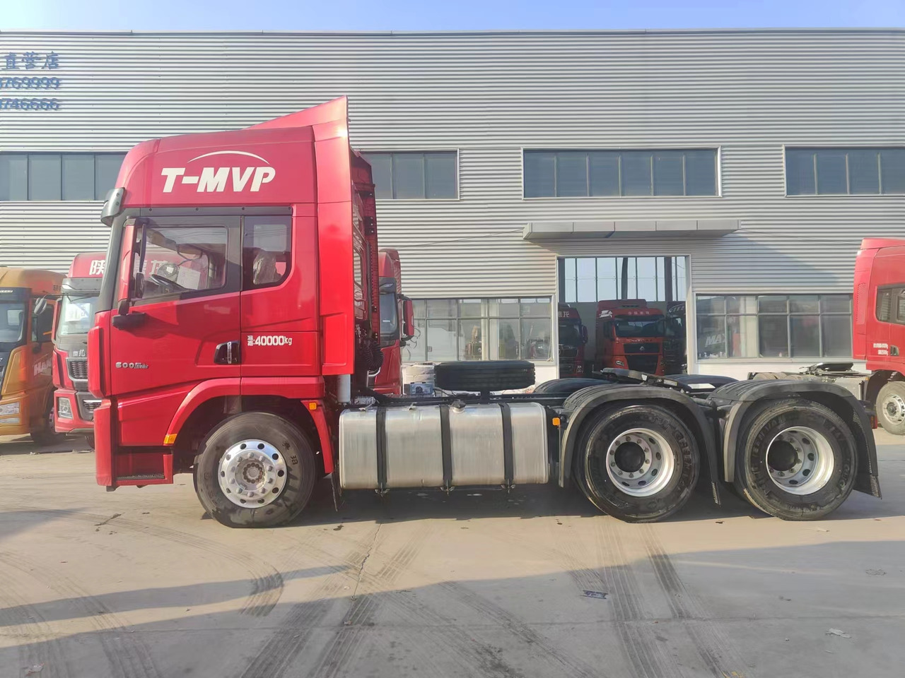 SINOTRUK Delong X5000 4X2 Automatic Tractor Unit - Sattelzugmaschine: das Bild 5 SINOTRUK Delong X5000 4X2 Automatic Tractor Unit - Sattelzugmaschine: das Bild 5