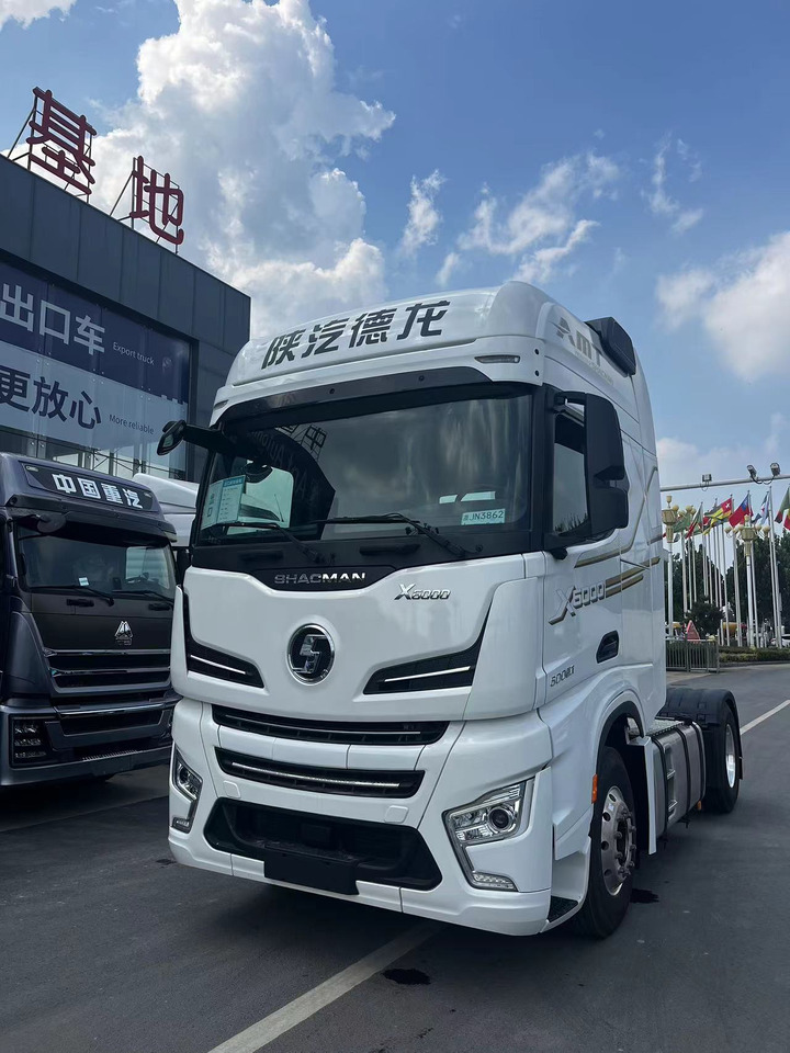 SINOTRUK Delong X6000 Tractor Unit 4X2 Automatic Transmission - Sattelzugmaschine: das Bild 3 SINOTRUK Delong X6000 Tractor Unit 4X2 Automatic Transmission - Sattelzugmaschine: das Bild 3